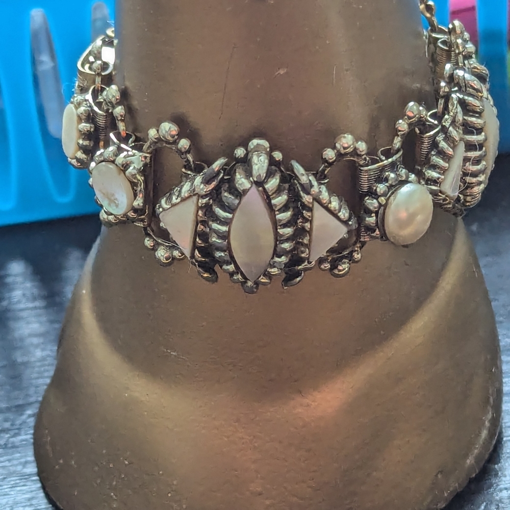 Mother of Pearl Bracelet Vintage Silvertone Design MOP Faux Pearl replaced